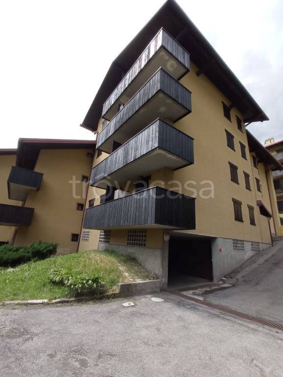 appartamento in vendita a Chiesa in Valmalenco