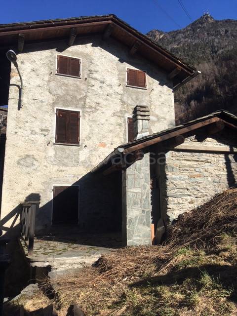 casa indipendente in vendita a Chiesa in Valmalenco