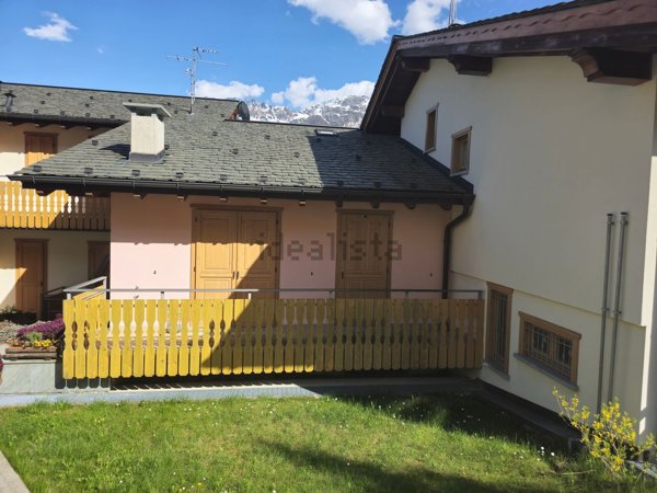 appartamento in vendita a Chiesa in Valmalenco in zona Primolo