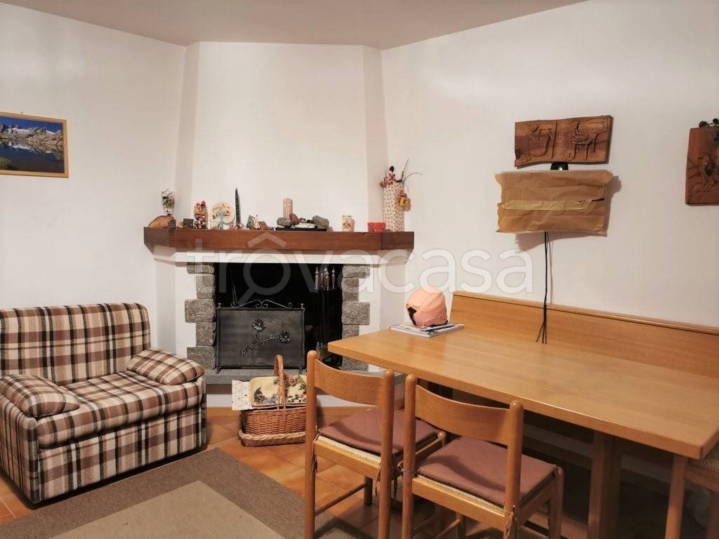appartamento in vendita a Chiesa in Valmalenco in zona San Giuseppe