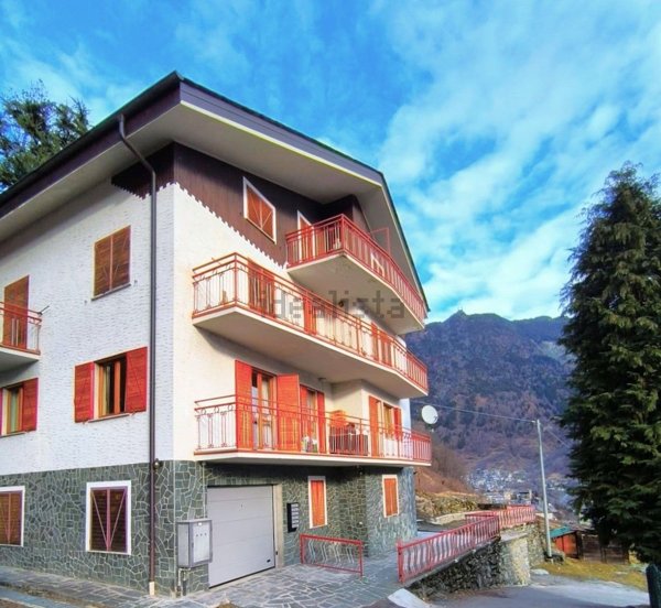 appartamento in vendita a Chiesa in Valmalenco