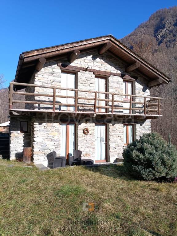 casa indipendente in vendita a Chiesa in Valmalenco