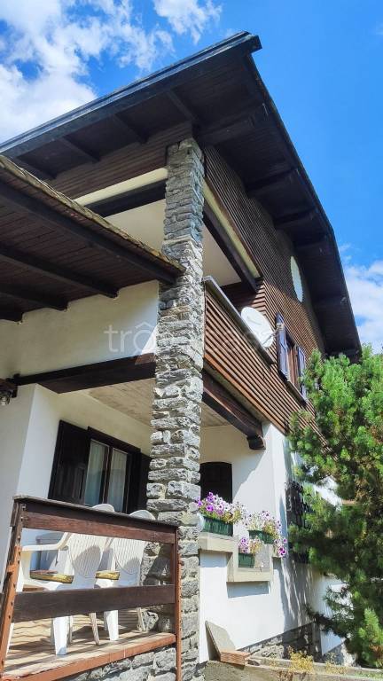 casa indipendente in vendita a Chiesa in Valmalenco