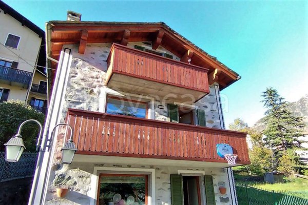 casa indipendente in vendita a Chiesa in Valmalenco