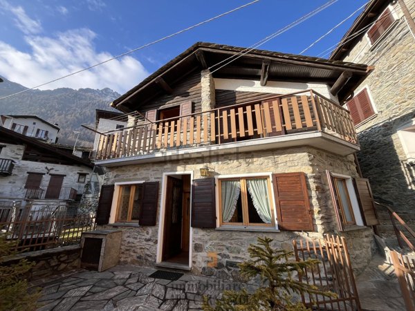 quadrivano in vendita a Chiesa in Valmalenco in zona Primolo