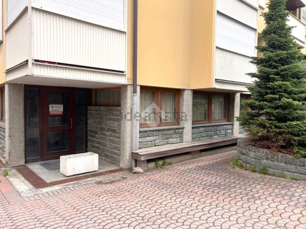 locale commerciale in vendita a Chiesa in Valmalenco