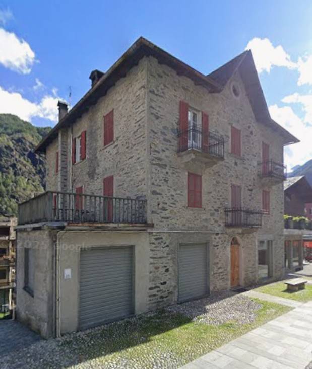 appartamento in vendita a Chiesa in Valmalenco