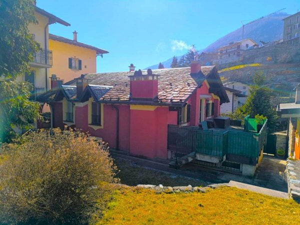 appartamento in vendita a Chiesa in Valmalenco
