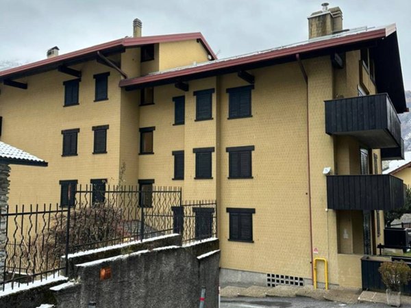 appartamento in vendita a Chiesa in Valmalenco