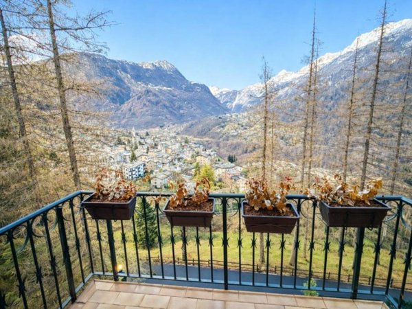 appartamento in vendita a Chiesa in Valmalenco