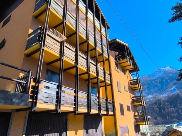 appartamento in vendita a Chiesa in Valmalenco