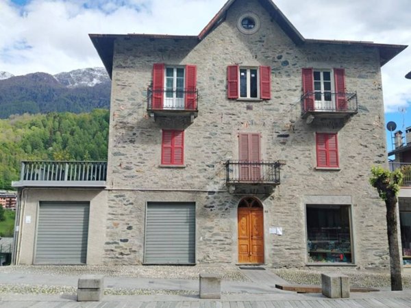 appartamento in vendita a Chiesa in Valmalenco