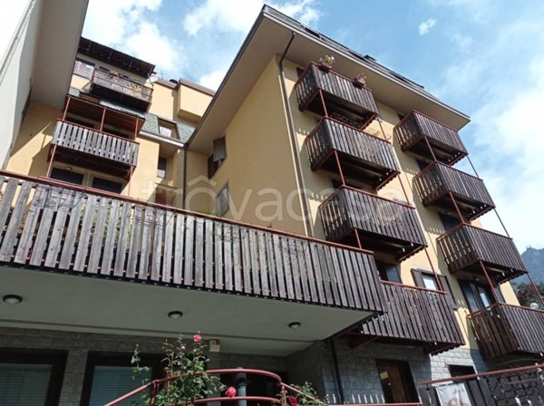 appartamento in vendita a Chiesa in Valmalenco