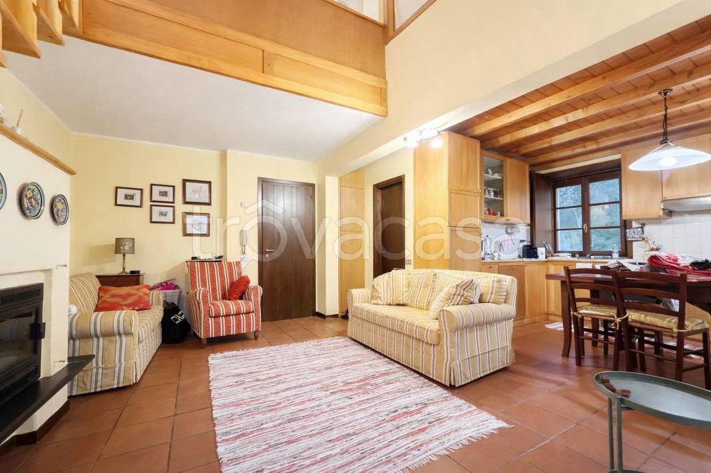 appartamento in vendita a Chiesa in Valmalenco