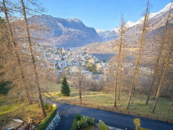 appartamento in vendita a Chiesa in Valmalenco