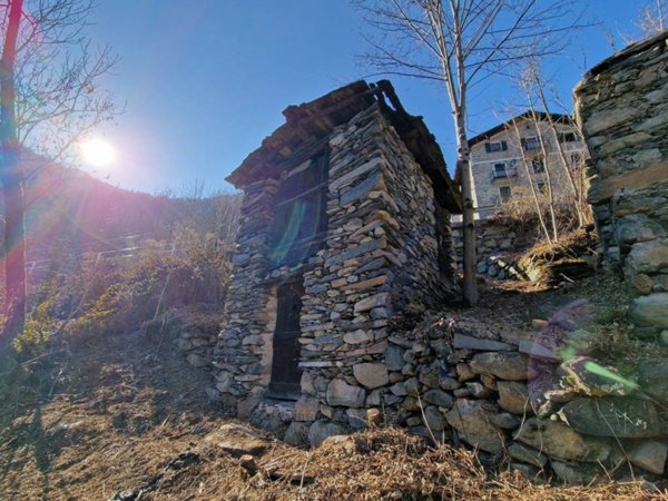 casa indipendente in vendita a Chiesa in Valmalenco