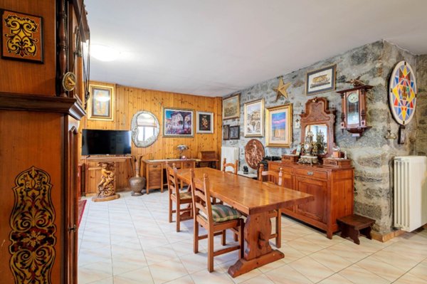 casa indipendente in vendita a Chiuro