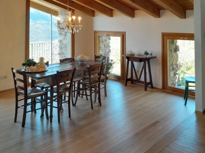 casa indipendente in vendita a Chiuro