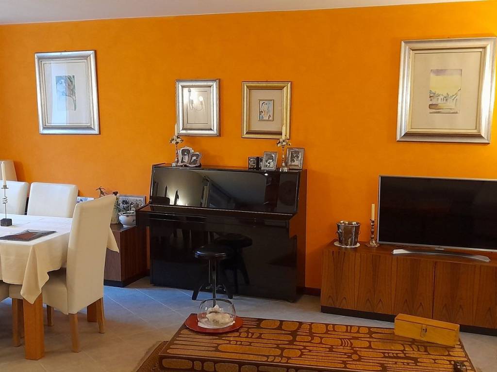 casa indipendente in vendita a Chiuro