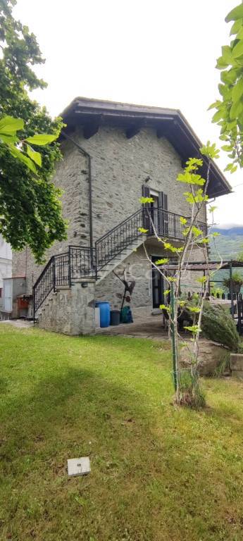 casa indipendente in vendita a Chiuro in zona Castionetto