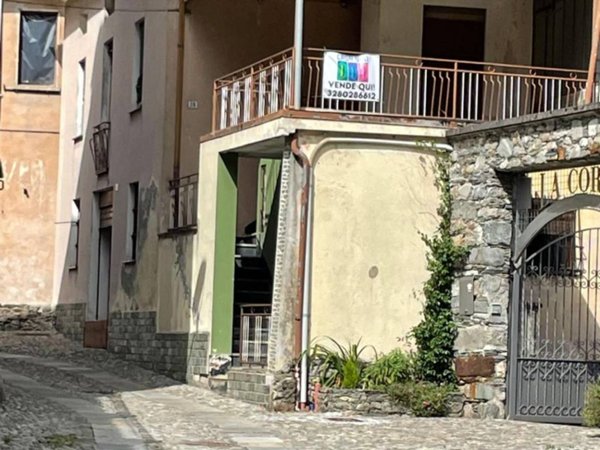 casa indipendente in vendita a Chiuro