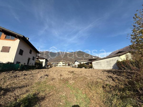 bifamiliare in vendita a Chiuro