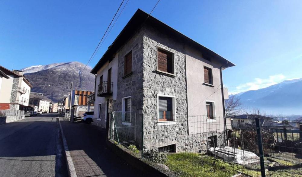 appartamento in vendita a Chiuro