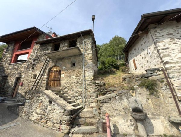 appartamento in vendita a Chiuro in zona Castionetto