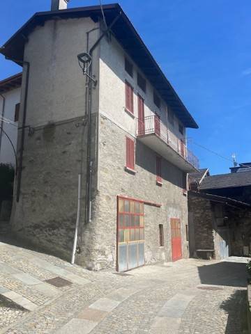 casa indipendente in vendita a Chiuro in zona Castionetto