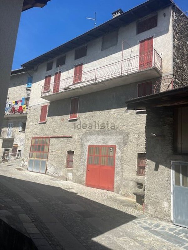 casa indipendente in vendita a Chiuro in zona Castionetto