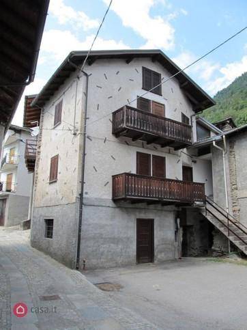 appartamento in vendita a Chiuro in zona Castionetto