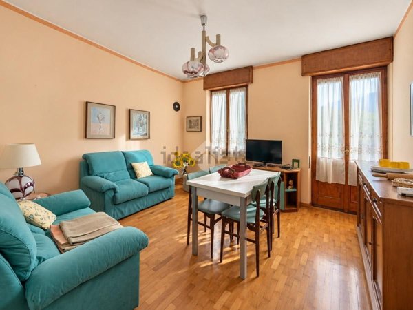 casa indipendente in vendita a Chiuro in zona Castionetto