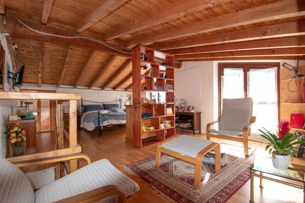 casa indipendente in vendita a Cino