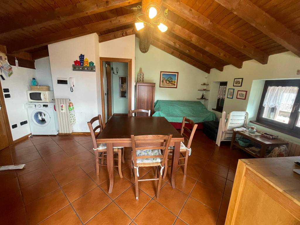 appartamento in vendita a Civo