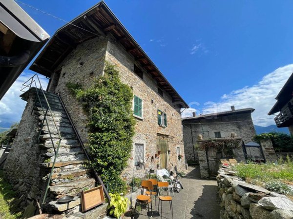 casa indipendente in vendita a Civo