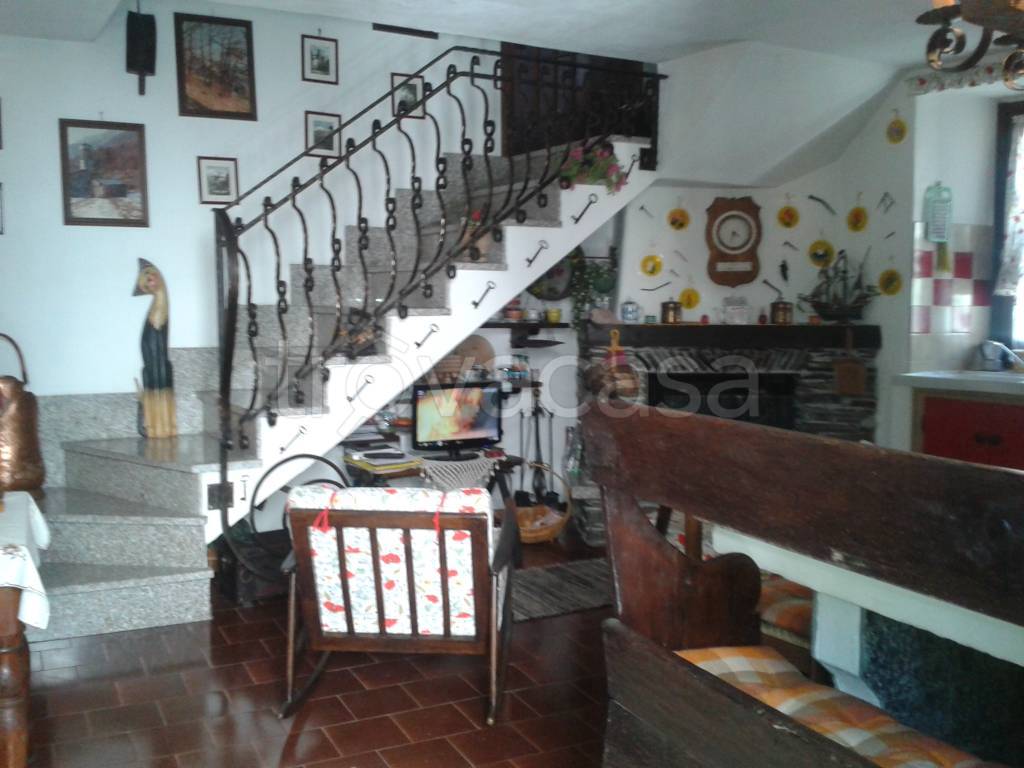 casa indipendente in vendita a Civo