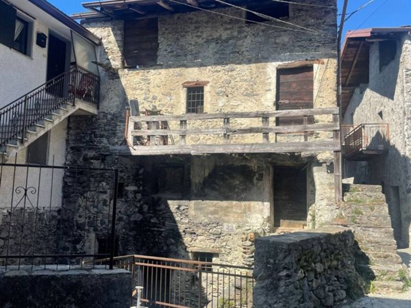casa indipendente in vendita a Civo