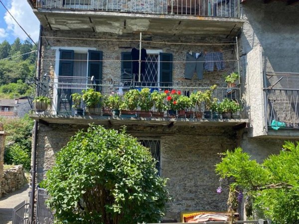 casa indipendente in vendita a Civo