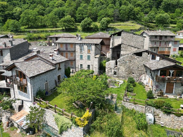 appartamento in vendita a Civo in zona Caspano