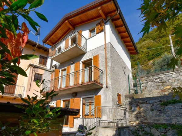 casa indipendente in vendita a Civo