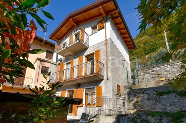 casa indipendente in vendita a Civo