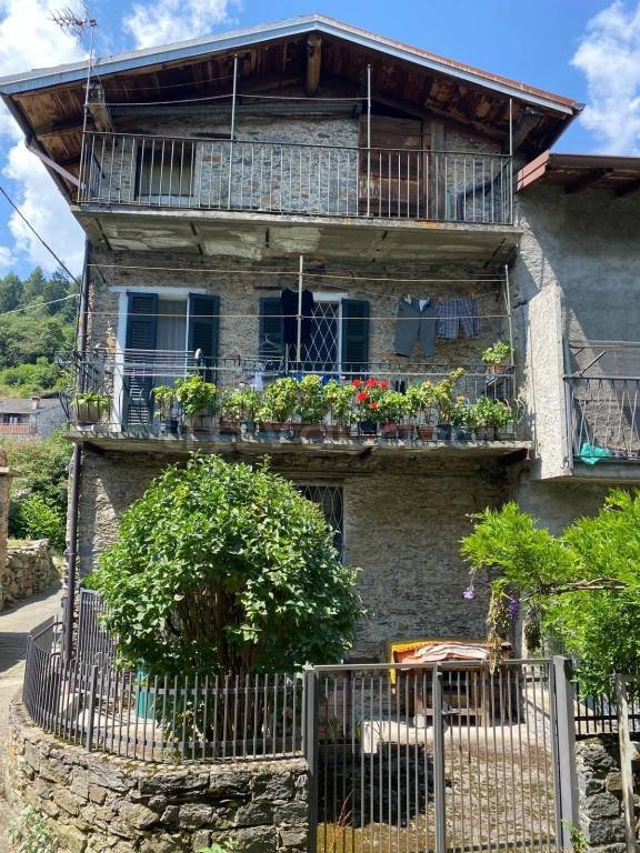 casa indipendente in vendita a Civo