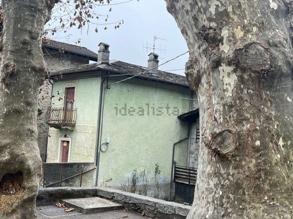 casa indipendente in vendita a Civo in zona Cadelsasso