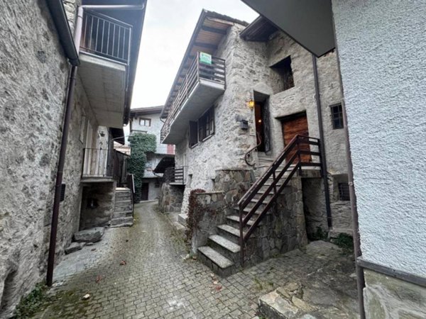 casa indipendente in vendita a Civo