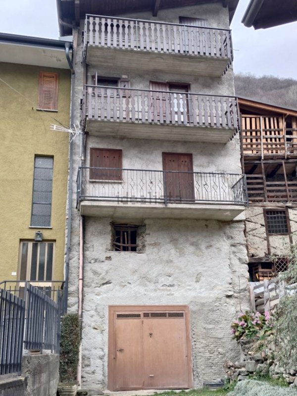 appartamento in vendita a Civo in zona Cevo