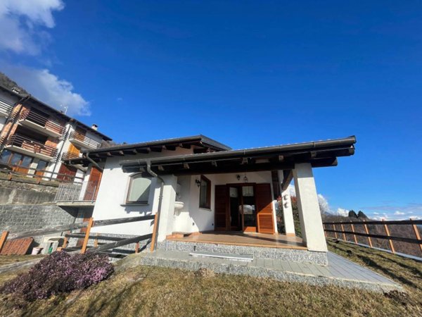 casa indipendente in vendita a Civo