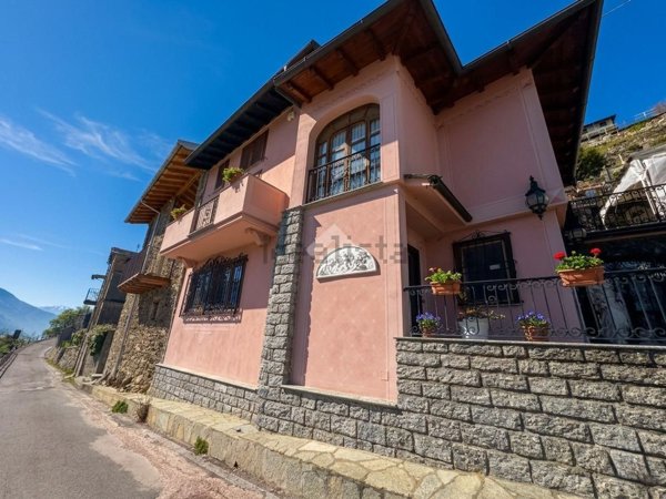 casa indipendente in vendita a Civo in zona Santa Croce