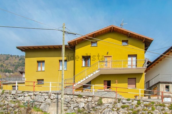 casa indipendente in vendita a Civo