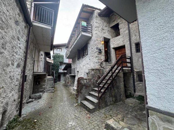 casa indipendente in vendita a Civo