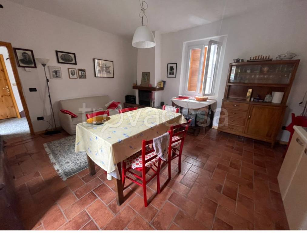 appartamento in vendita a Civo in zona Cadelsasso